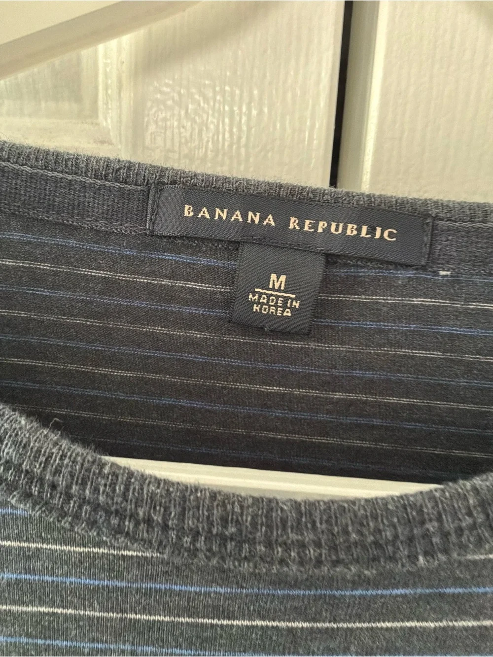 Banana Republic Men’s Crewneck Drk Blue/Grey Striped Long Sleeve T-shirt Medium